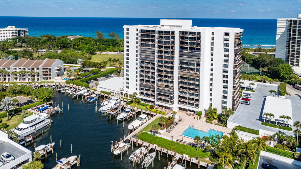4748 S Ocean Boulevard - Photo 0