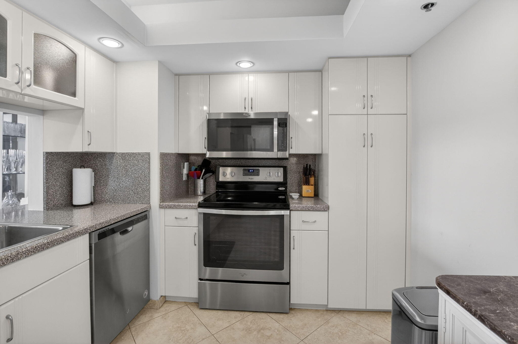 4748 S Ocean Boulevard - Photo 9