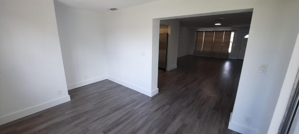 9370 Sw 1st Place - Photo 2