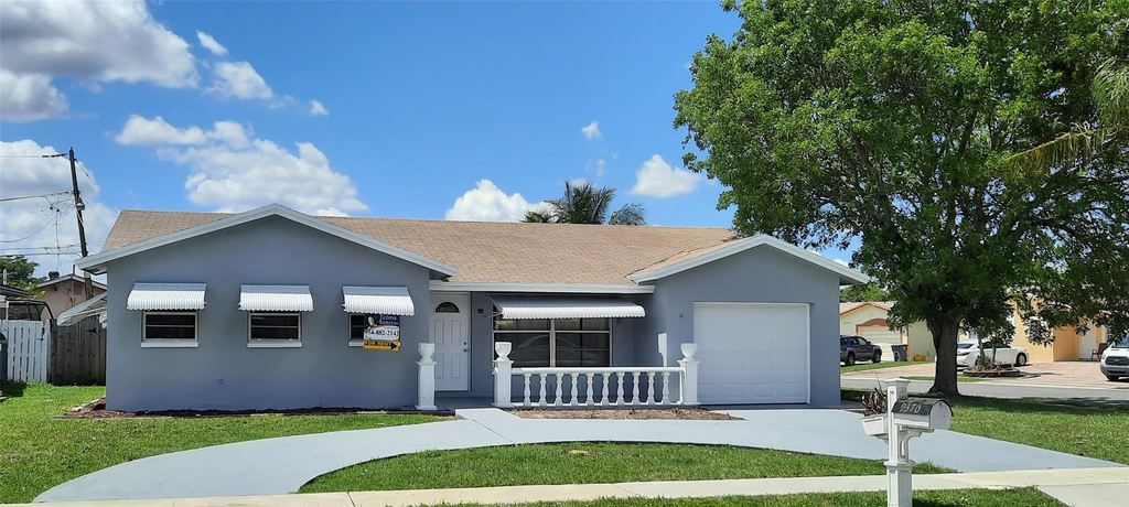 9370 Sw 1st Place - Photo 0