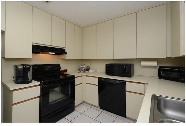 1371 Cottonwood Circle - Photo 10