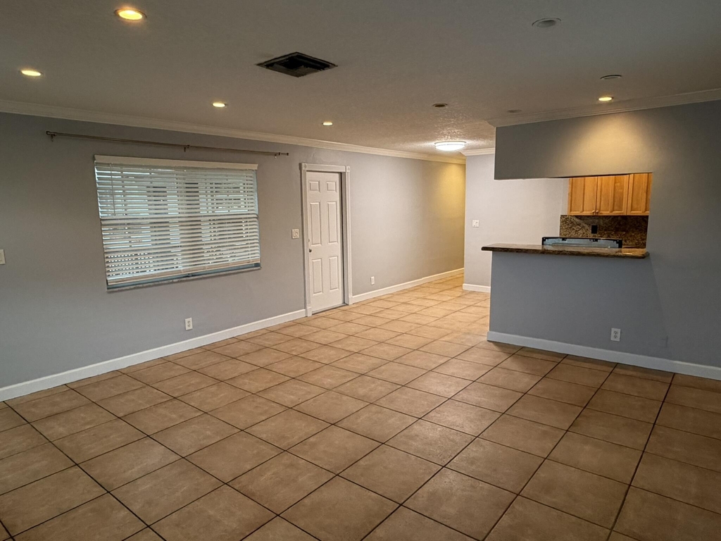 2701 Middle River Drive - Photo 7