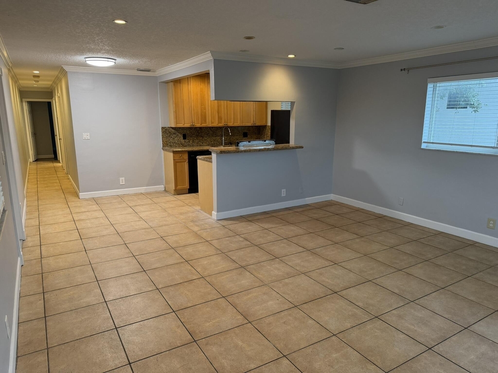 2701 Middle River Drive - Photo 5