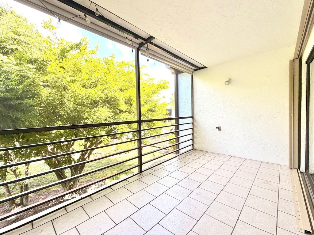 1811 Sw Palm City Road - Photo 9