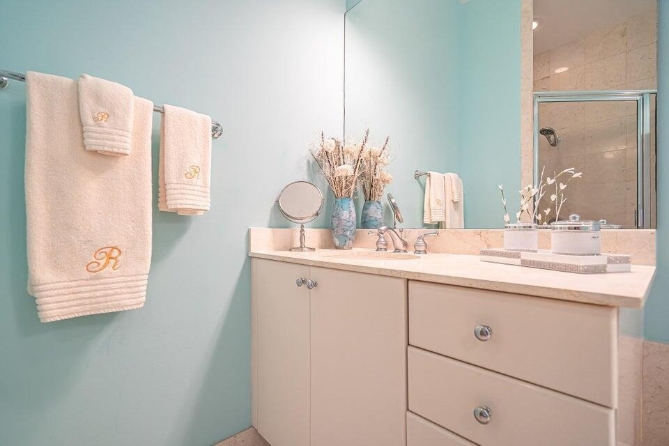 801 S Olive Avenue - Photo 20