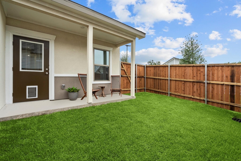 3284 Ganzer Road W - Photo 1