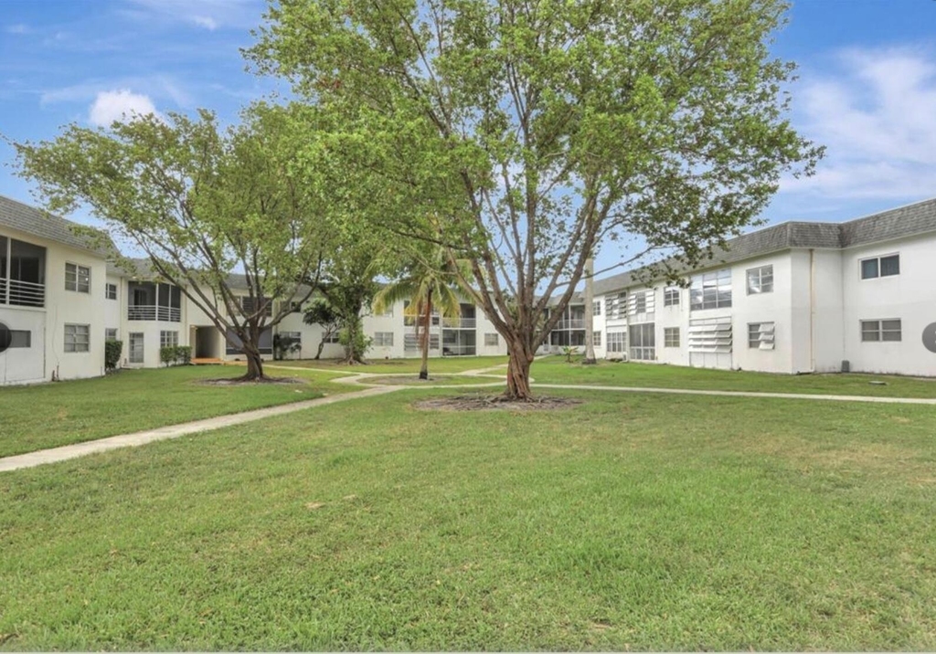 6505 Winfield Boulevard - Photo 18