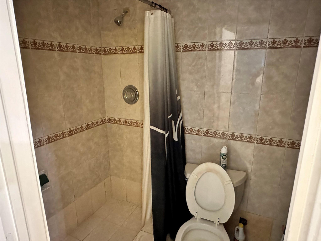 5900 Nw 17th Place - Photo 18
