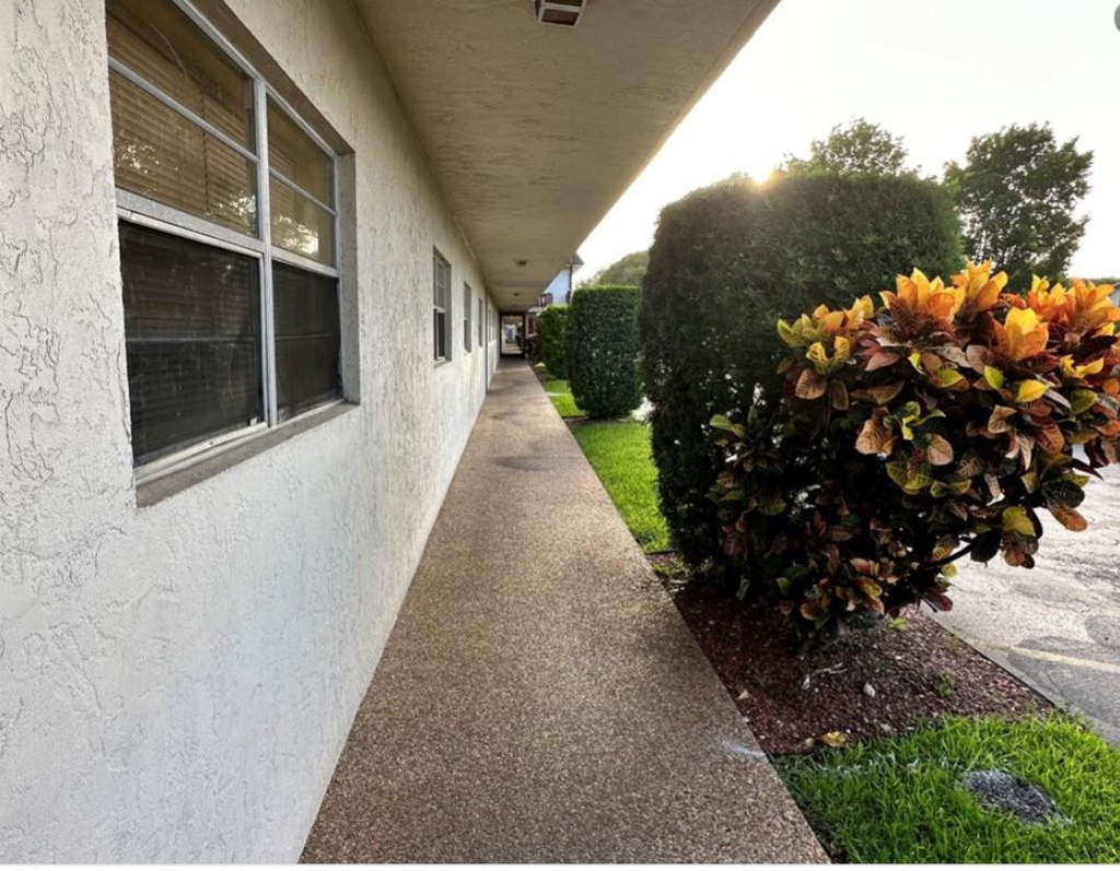 5900 Nw 17th Place - Photo 5