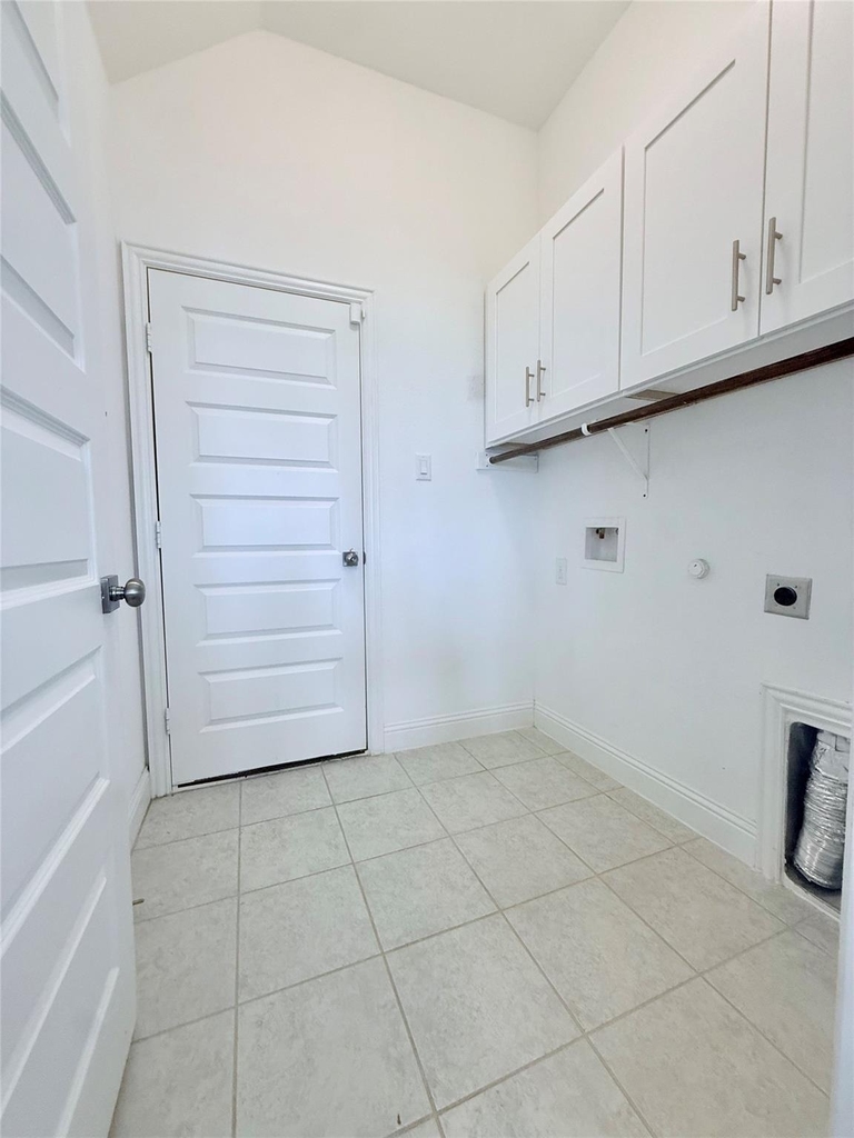 2080 Abela Drive - Photo 24