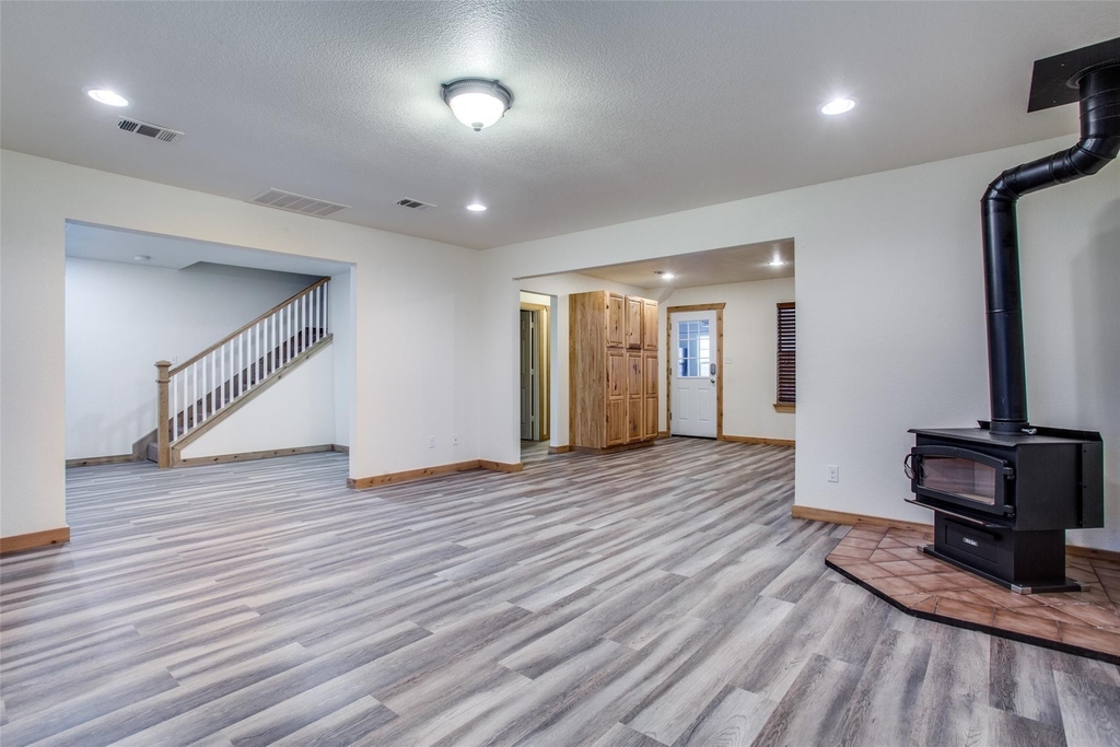 470 County Road 3198 - Photo 4