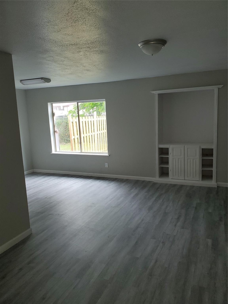 6754 Trail Lake Drive - Photo 2