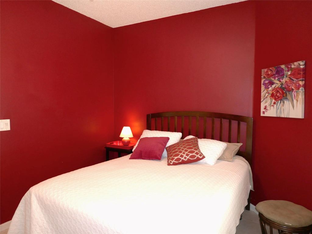 7614 Colony Lake Drive - Photo 22