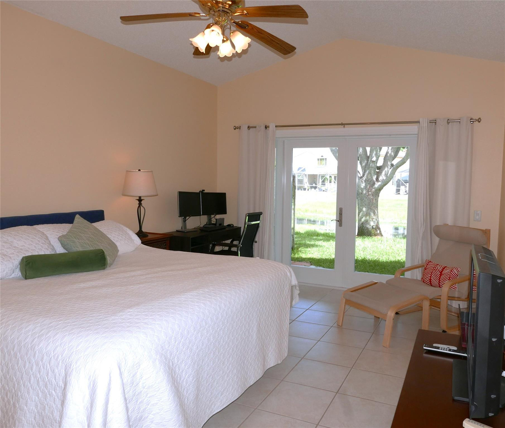 7614 Colony Lake Drive - Photo 15