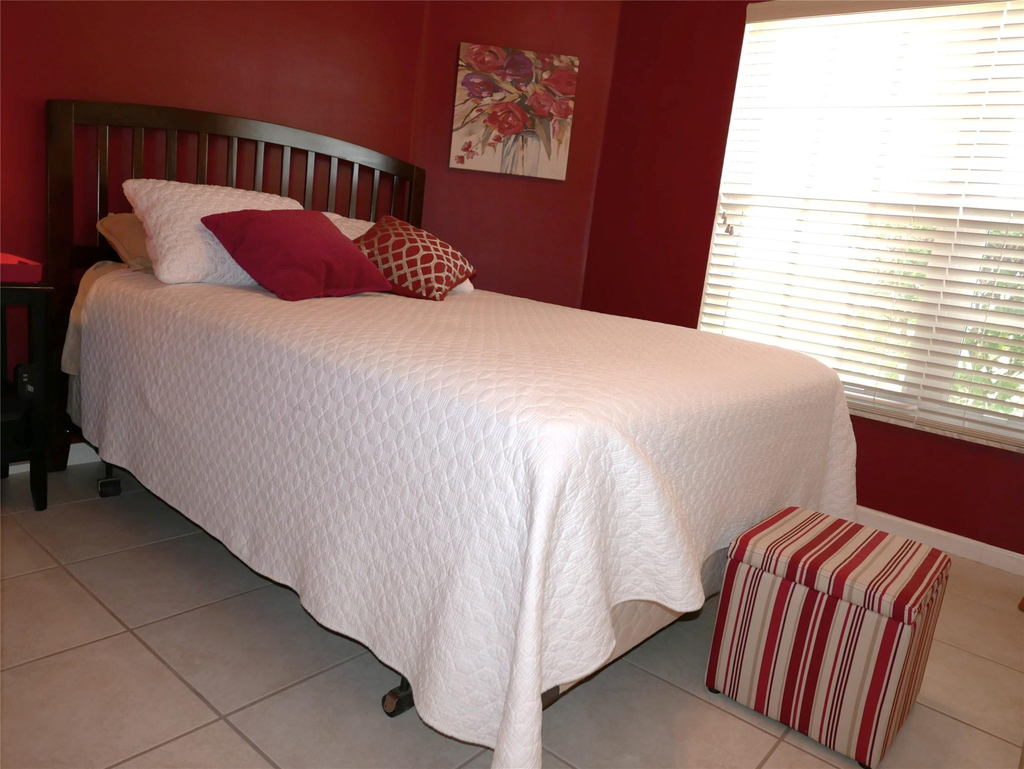 7614 Colony Lake Drive - Photo 20