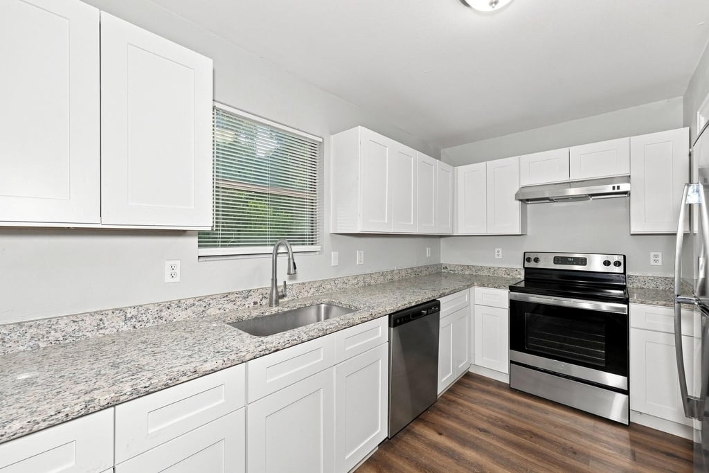 230 Creek Cove Drive - Photo 1