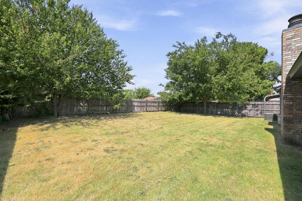 1800 Willow Vale Drive - Photo 6