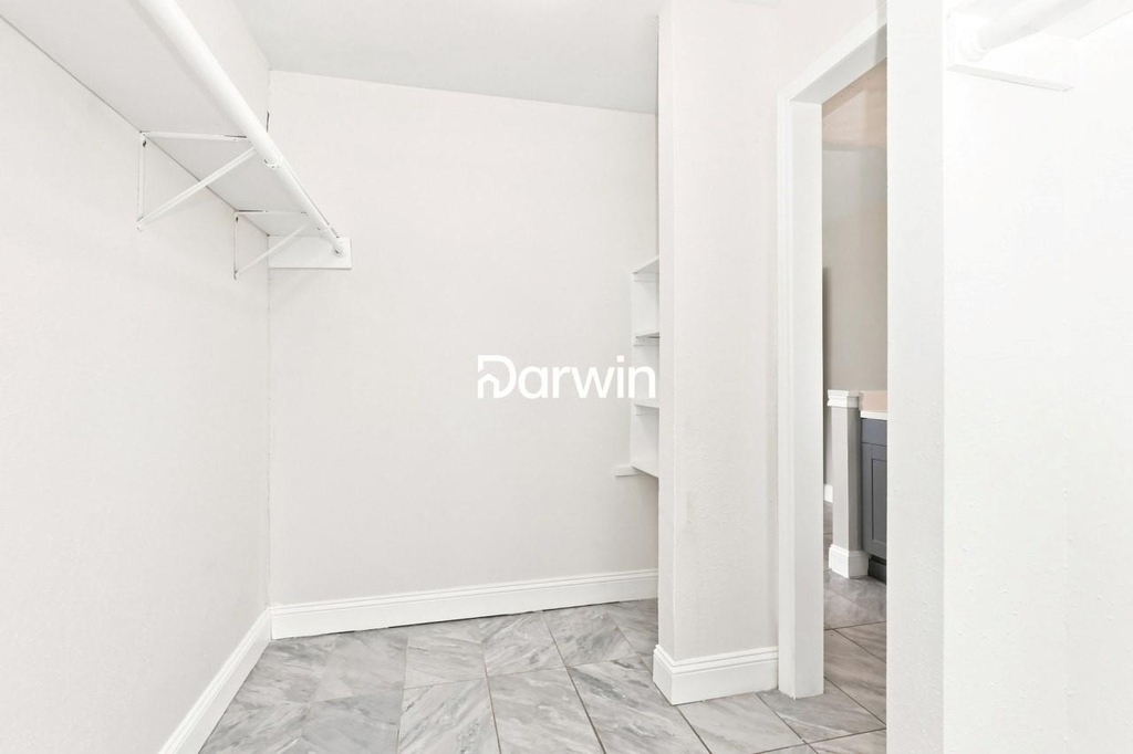 1334 Willersley Lane - Photo 9