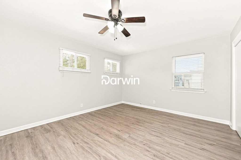 5233 Trail Lake Drive - Photo 7
