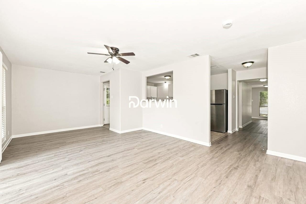 5233 Trail Lake Drive - Photo 4