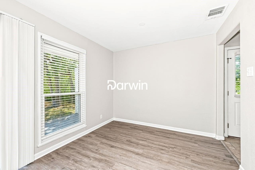 5233 Trail Lake Drive - Photo 2