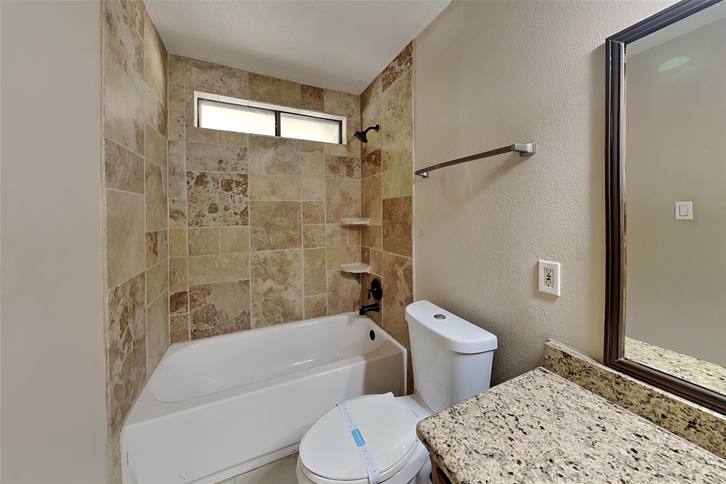 8 Lake Forest Drive - Photo 18