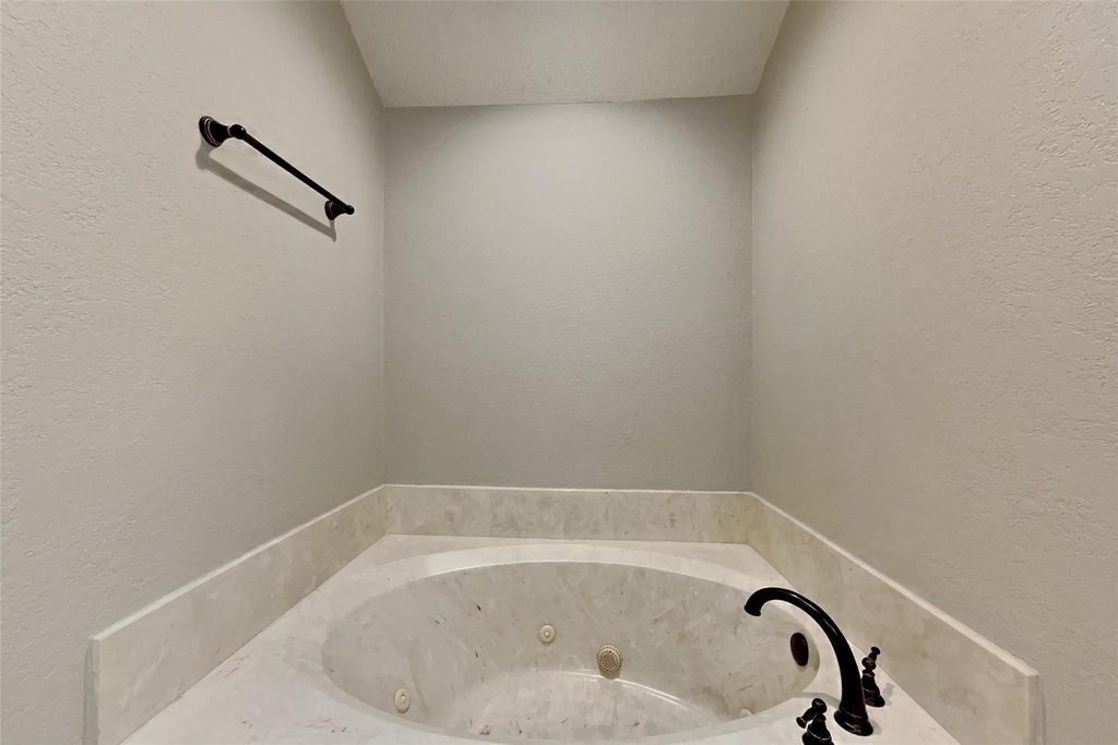 5402 Summit Peak Drive - Photo 13