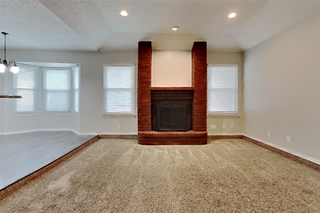 5402 Summit Peak Drive - Photo 2
