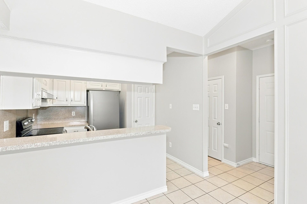 704 Monique - Photo 2