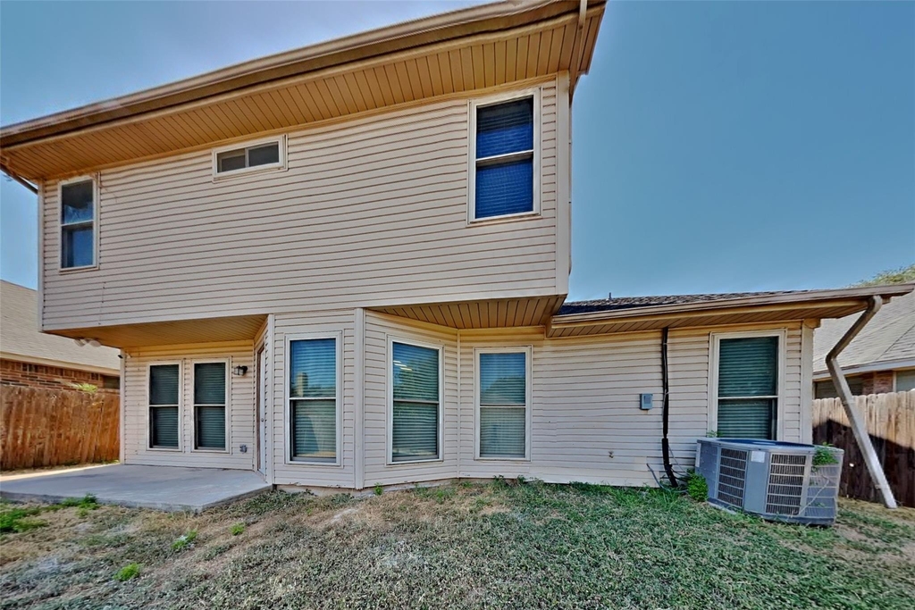 6332 Glen Knoll Drive - Photo 17