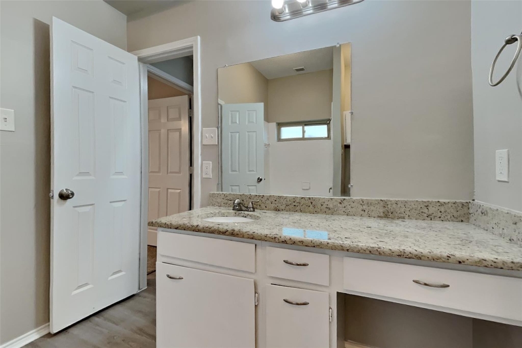 6332 Glen Knoll Drive - Photo 9