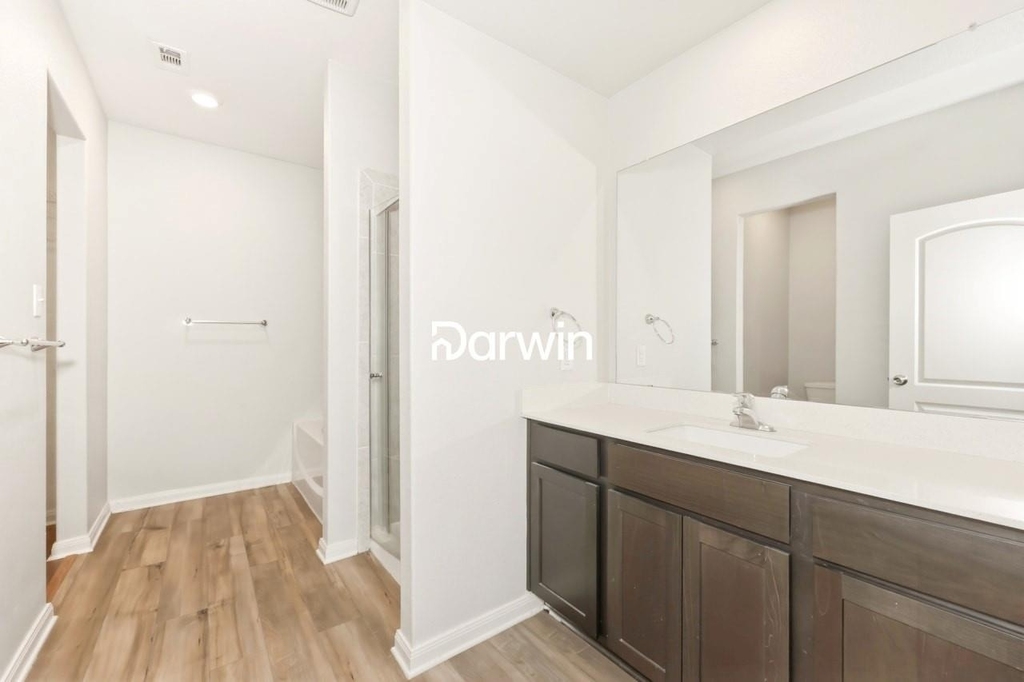 132 Bush Drive - Photo 6