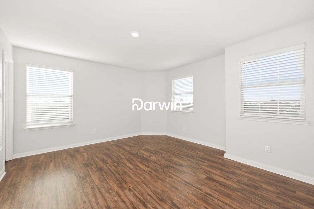 132 Bush Drive - Photo 9
