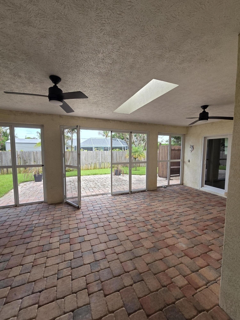 5501 Se Nassau Terrace - Photo 35