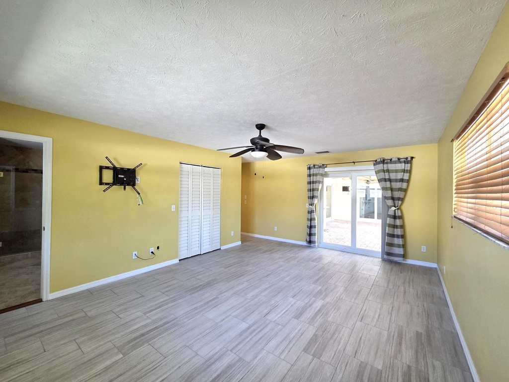 5501 Se Nassau Terrace - Photo 22