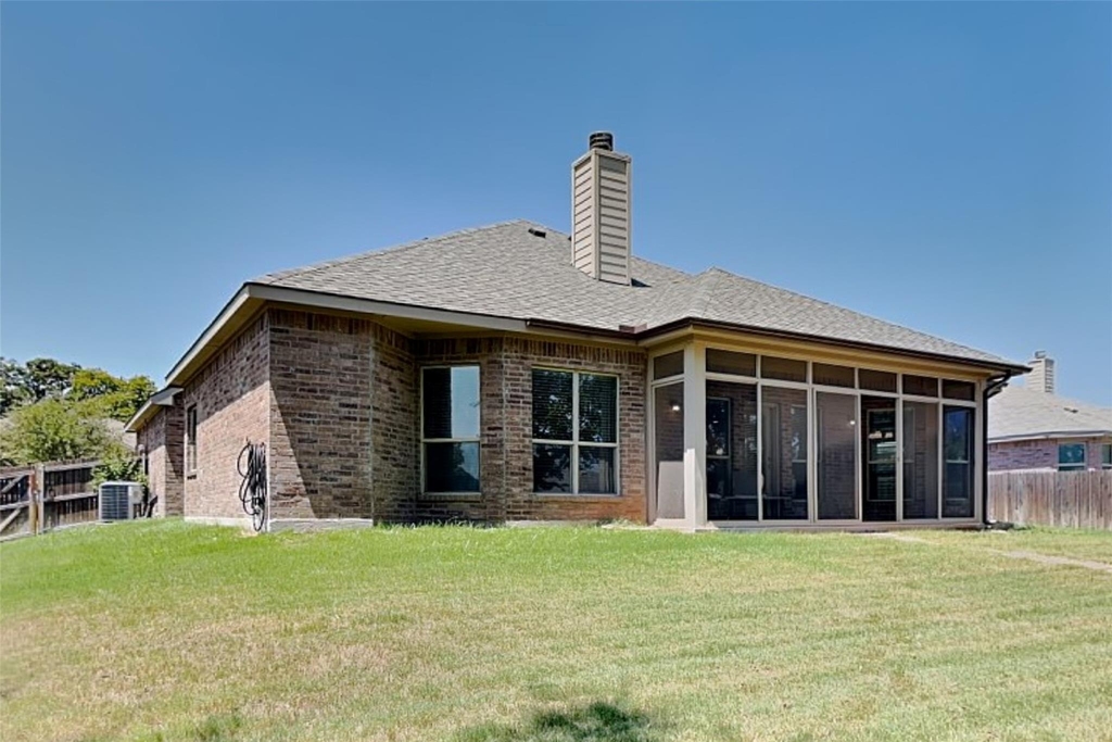 7417 Rose Crest Boulevard - Photo 10