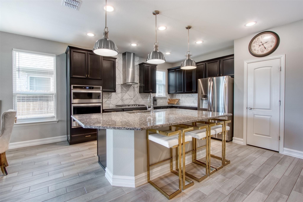2701 Ash Avenue - Photo 5
