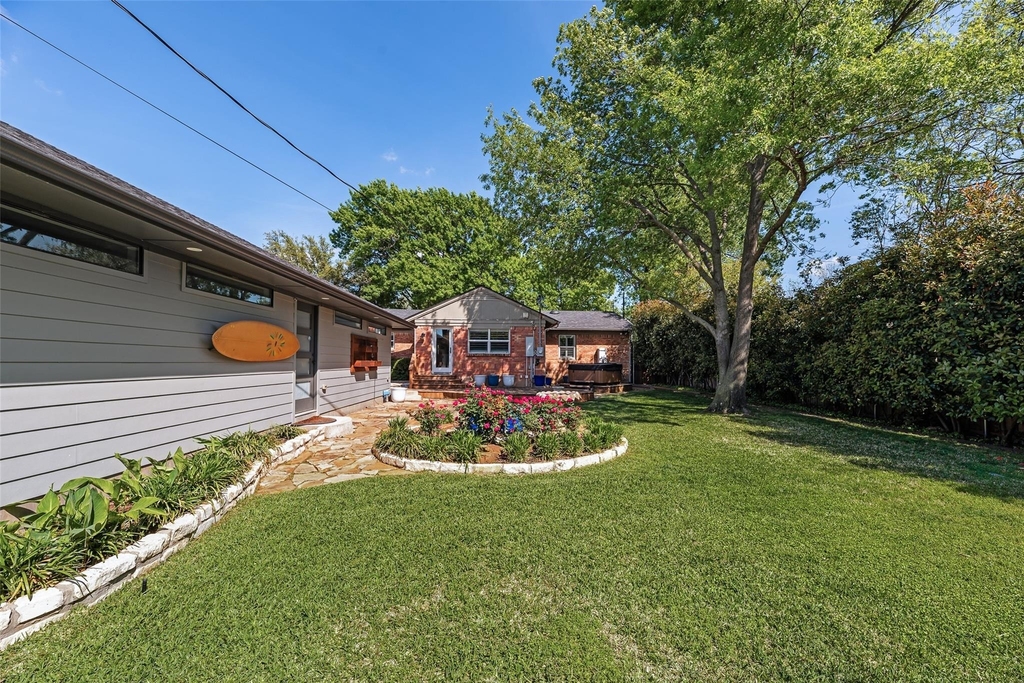 9911 Hurley Way - Photo 19