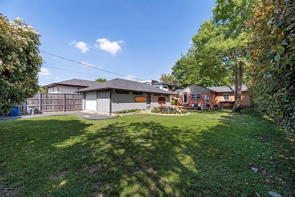 9911 Hurley Way - Photo 20