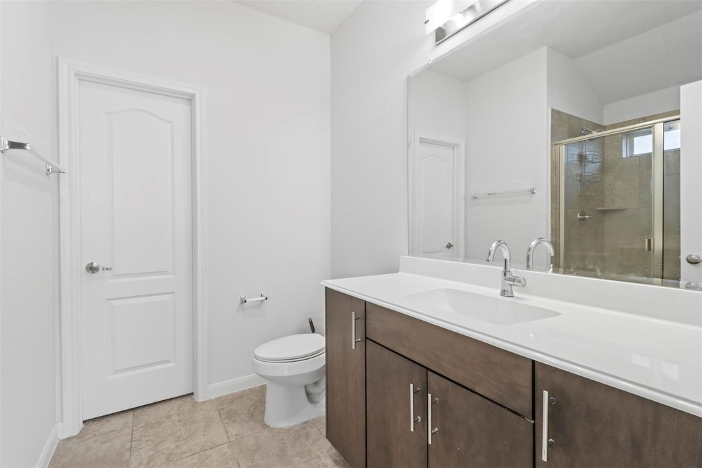 1105 Faringdon Drive - Photo 12