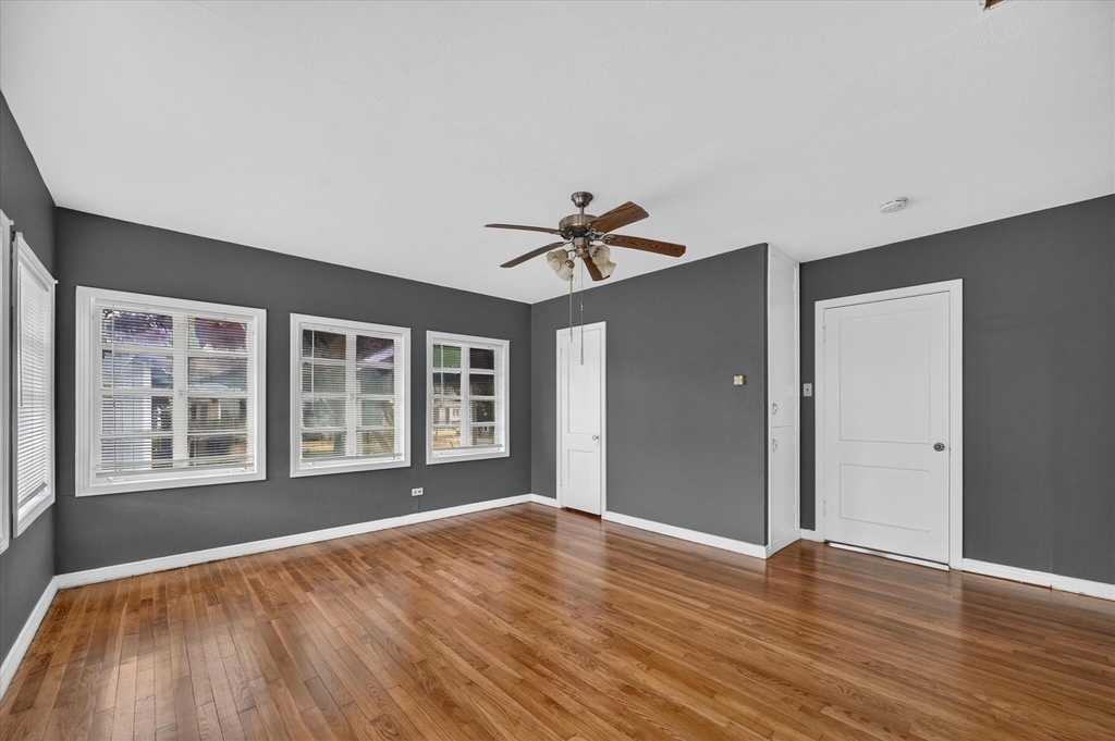 1211 S Montclair Avenue - Photo 9