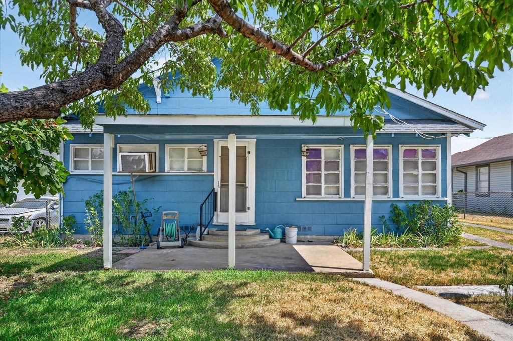 1211 S Montclair Avenue - Photo 27