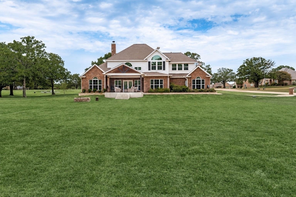2144 Cross Creek Drive - Photo 3