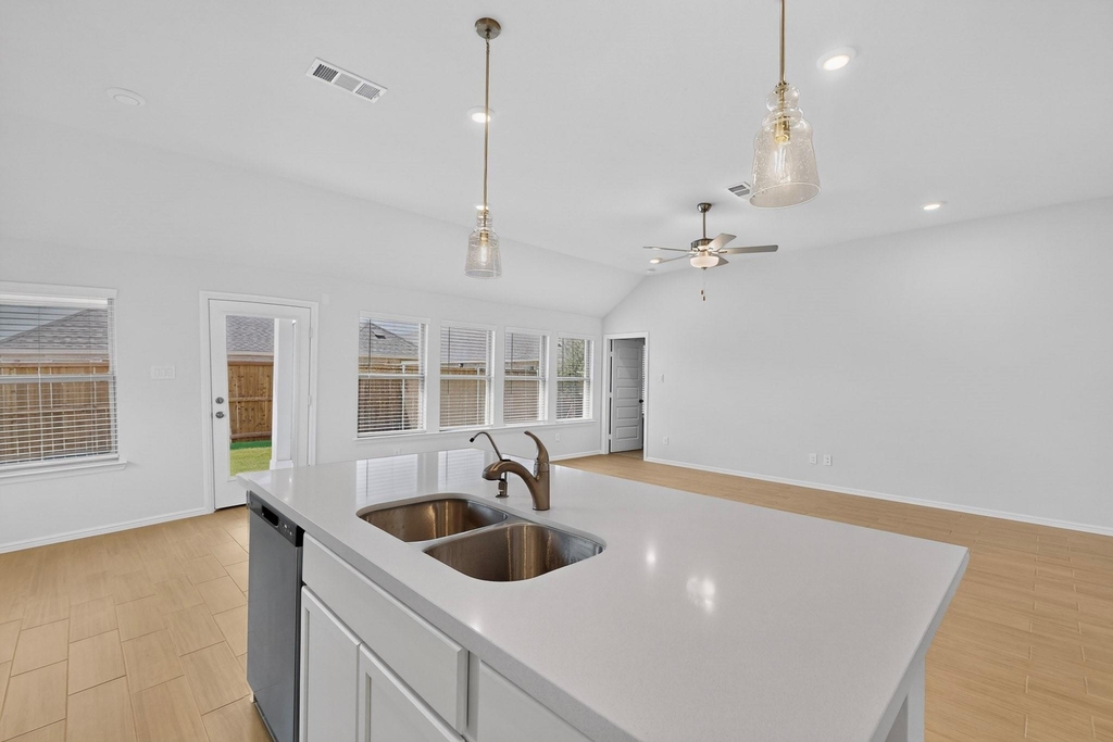 13052 Sandstone Street - Photo 12