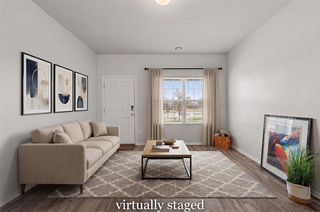 1007 N Deer Court Way - Photo 1