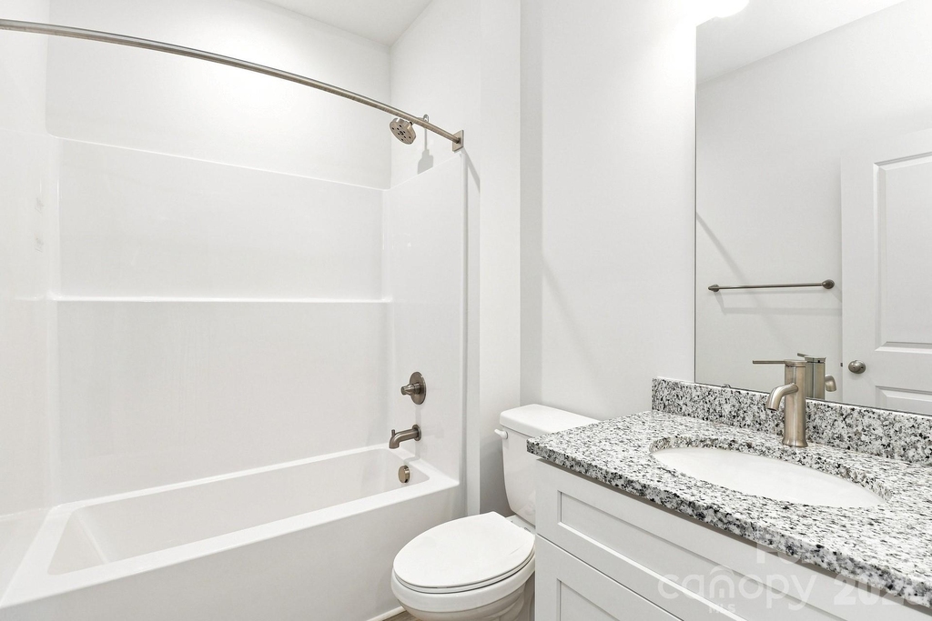 406 Killian Avenue - Photo 13