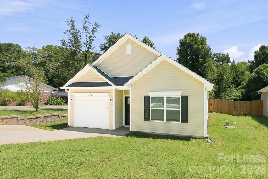 406 Killian Avenue - Photo 1