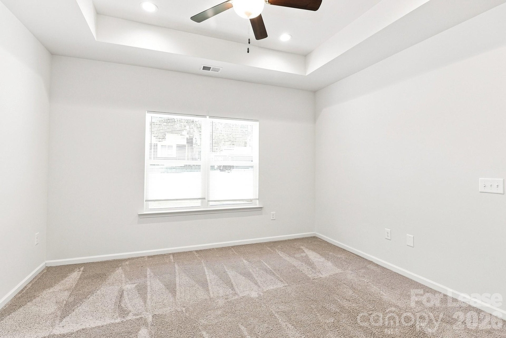 406 Killian Avenue - Photo 8
