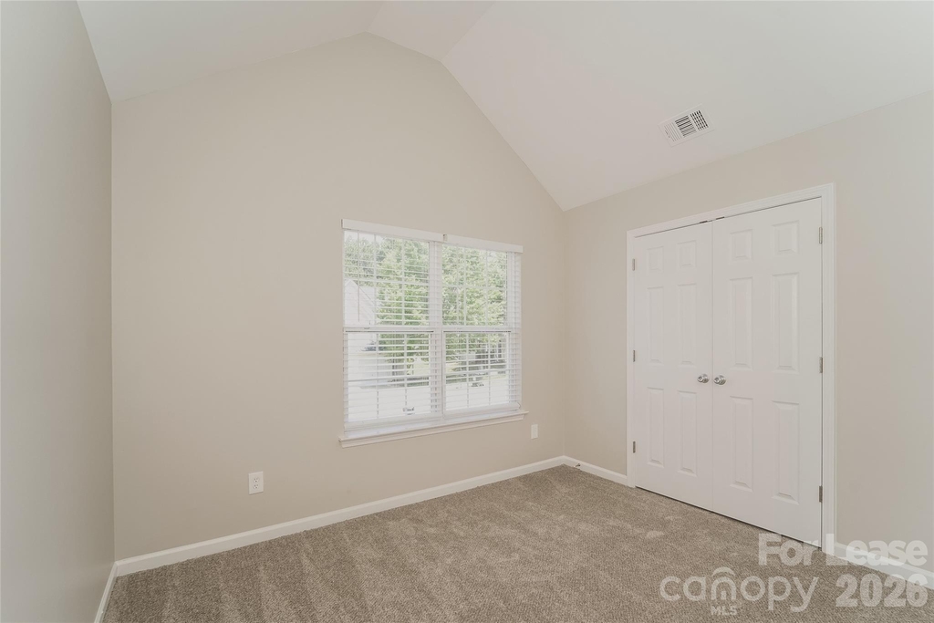 5930 Brookfield Pointe Drive - Photo 11