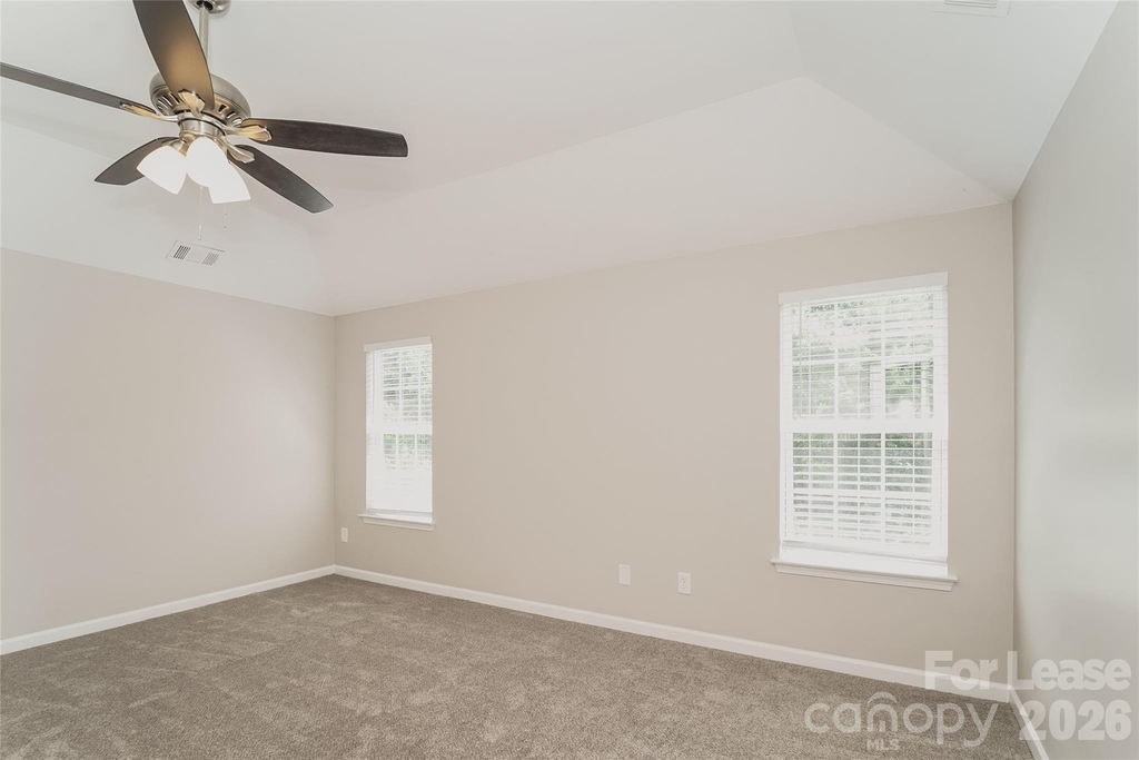 5930 Brookfield Pointe Drive - Photo 8